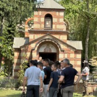 Српска дјеца Косова и Метохије