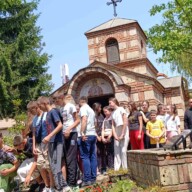 Српска дјеца Косова и Метохије